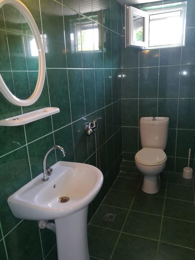 Guest House Of Givi Kobuleti Ngoại thất bức ảnh