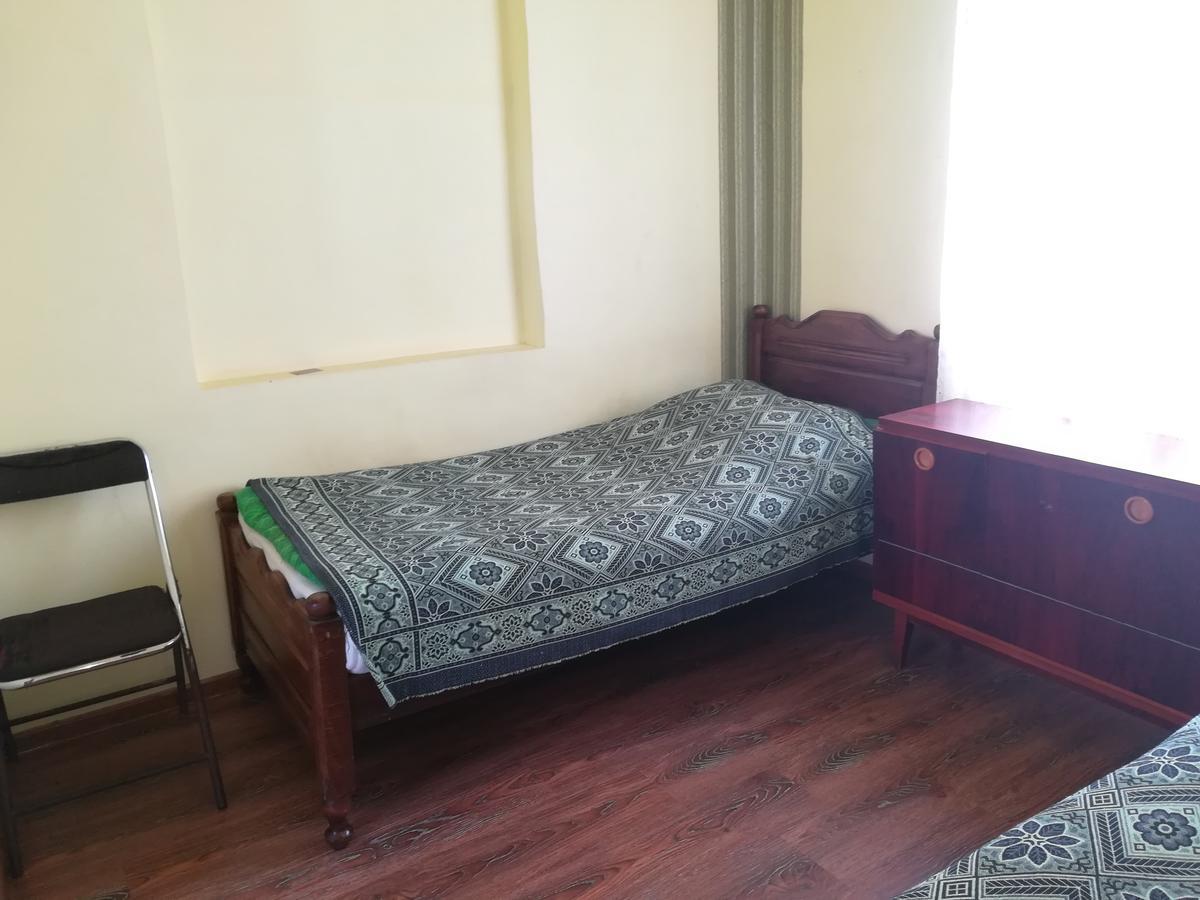 Guest House Of Givi Kobuleti Ngoại thất bức ảnh